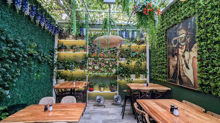 ΤΑΜΑΜ Restaurant