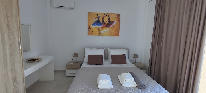 Watch our South Beach Villas review