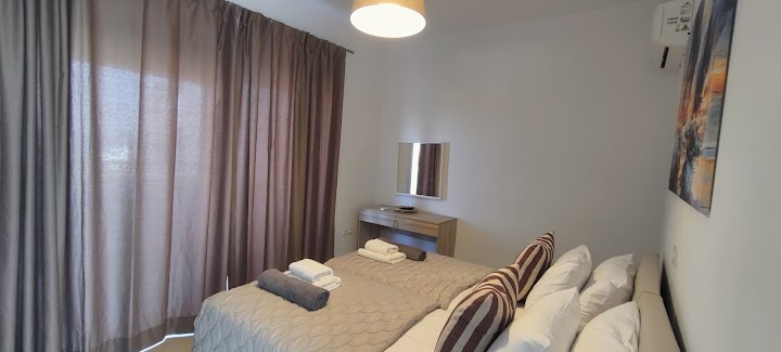 Watch our South Beach Villas review