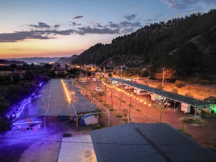 Turuncu Camping Karavan & Çadır Kamp Alanı Marmaris