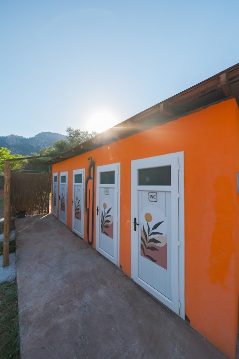 Turuncu Camping Karavan & Çadır Kamp Alanı Marmaris