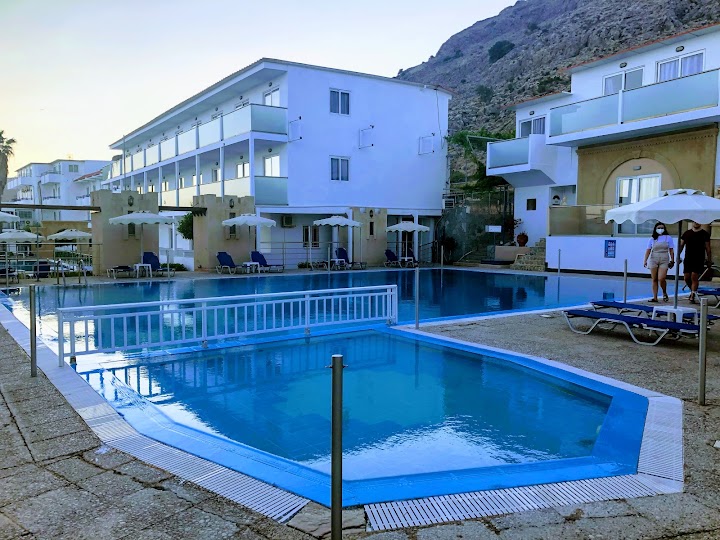 Ilyssion Hotel