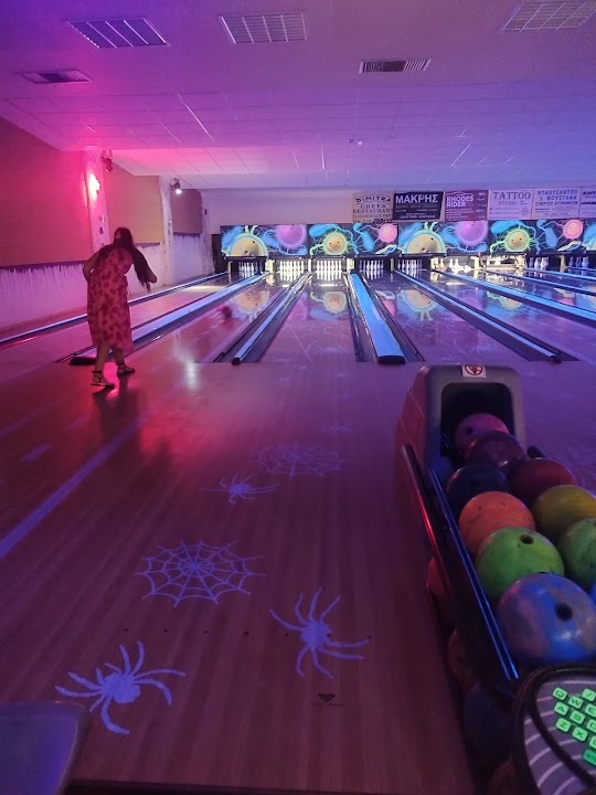 Watch our Skypark entertainment center review