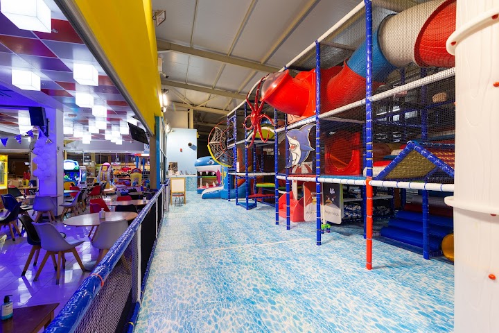 Watch our Skypark entertainment center review