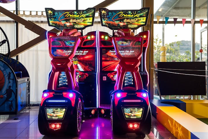 Watch our Skypark entertainment center review