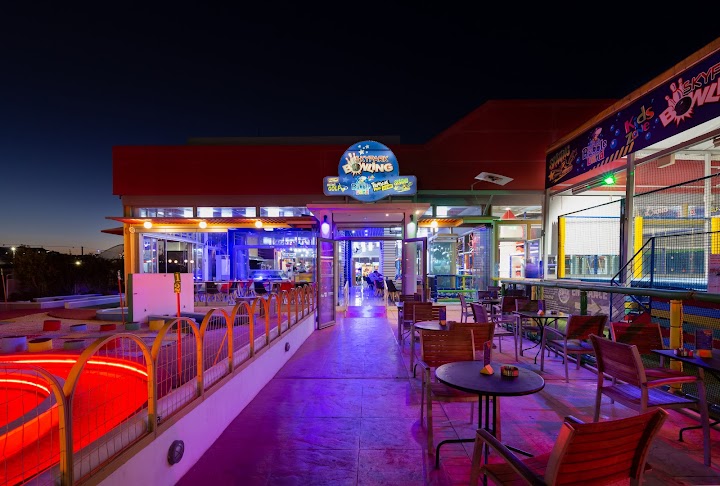 Watch our Skypark entertainment center review