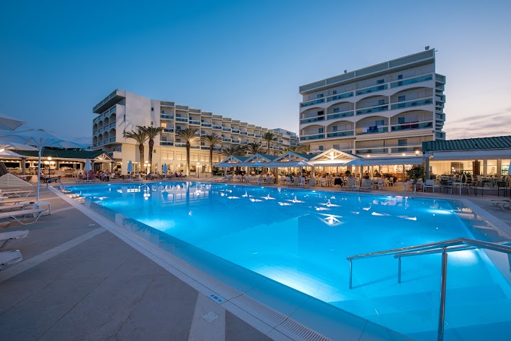 Apollo Beach Hotel