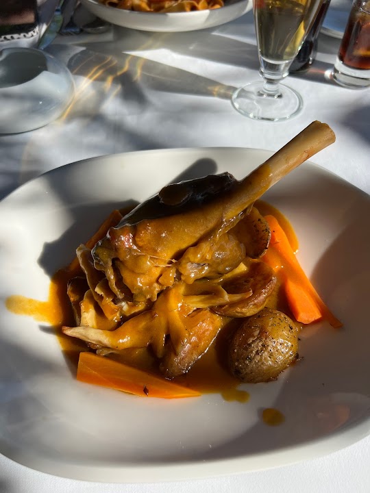 Watch our Philosophia Beach Restaurant review