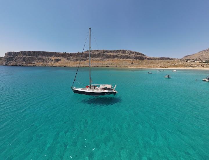 Watch our Navarone Bay review