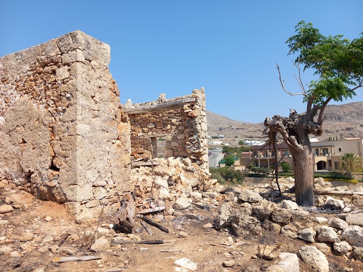 Watch our Navarone Bay review