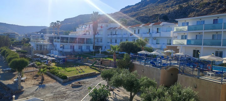 Pefkos Beach Studios & Apartments