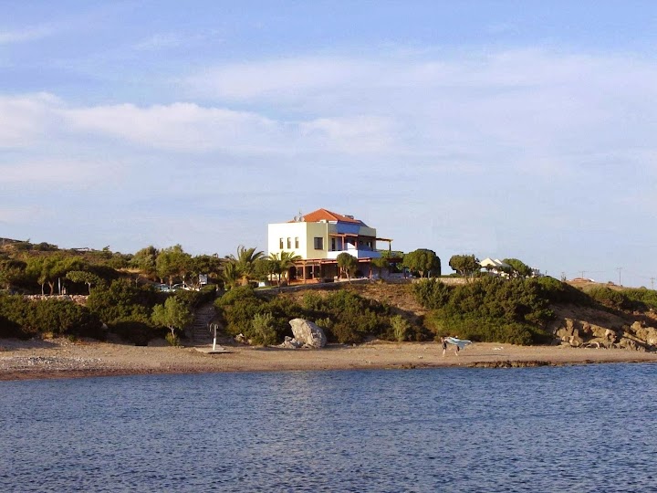 Paraktio Beach Apartments