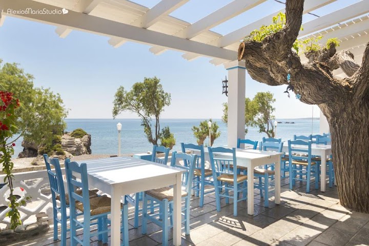 STEFANO FISH TAVERN