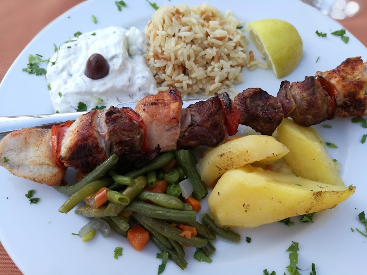 Taverna Periklis. Traditional greek restaurant