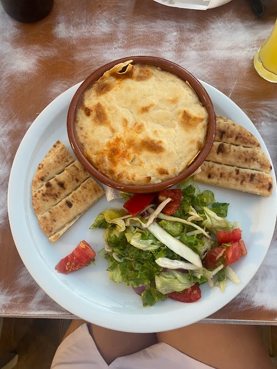 Taverna Periklis. Traditional greek restaurant