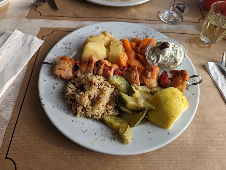 Taverna Periklis. Traditional greek restaurant