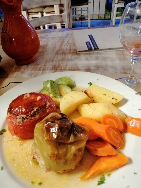 Taverna Periklis. Traditional greek restaurant