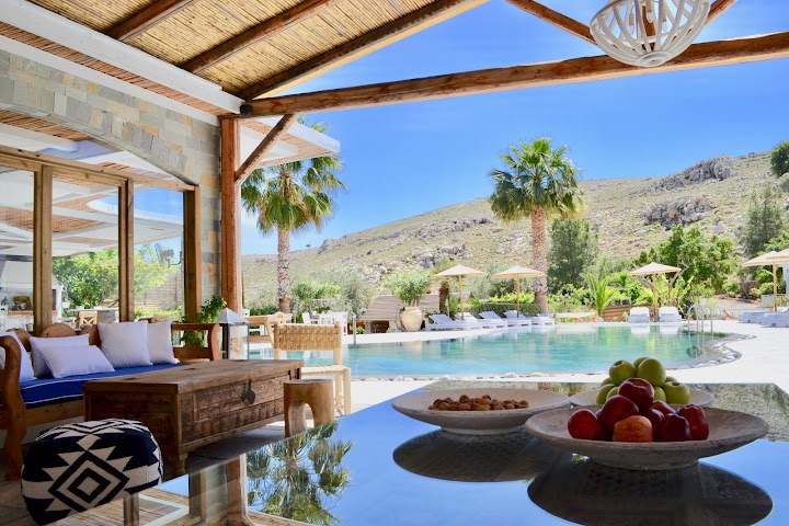 Caesars Gardens Hotel & Spa