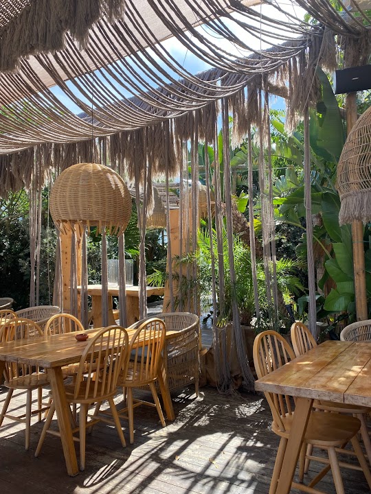 Watch our Elli World Rhodes review